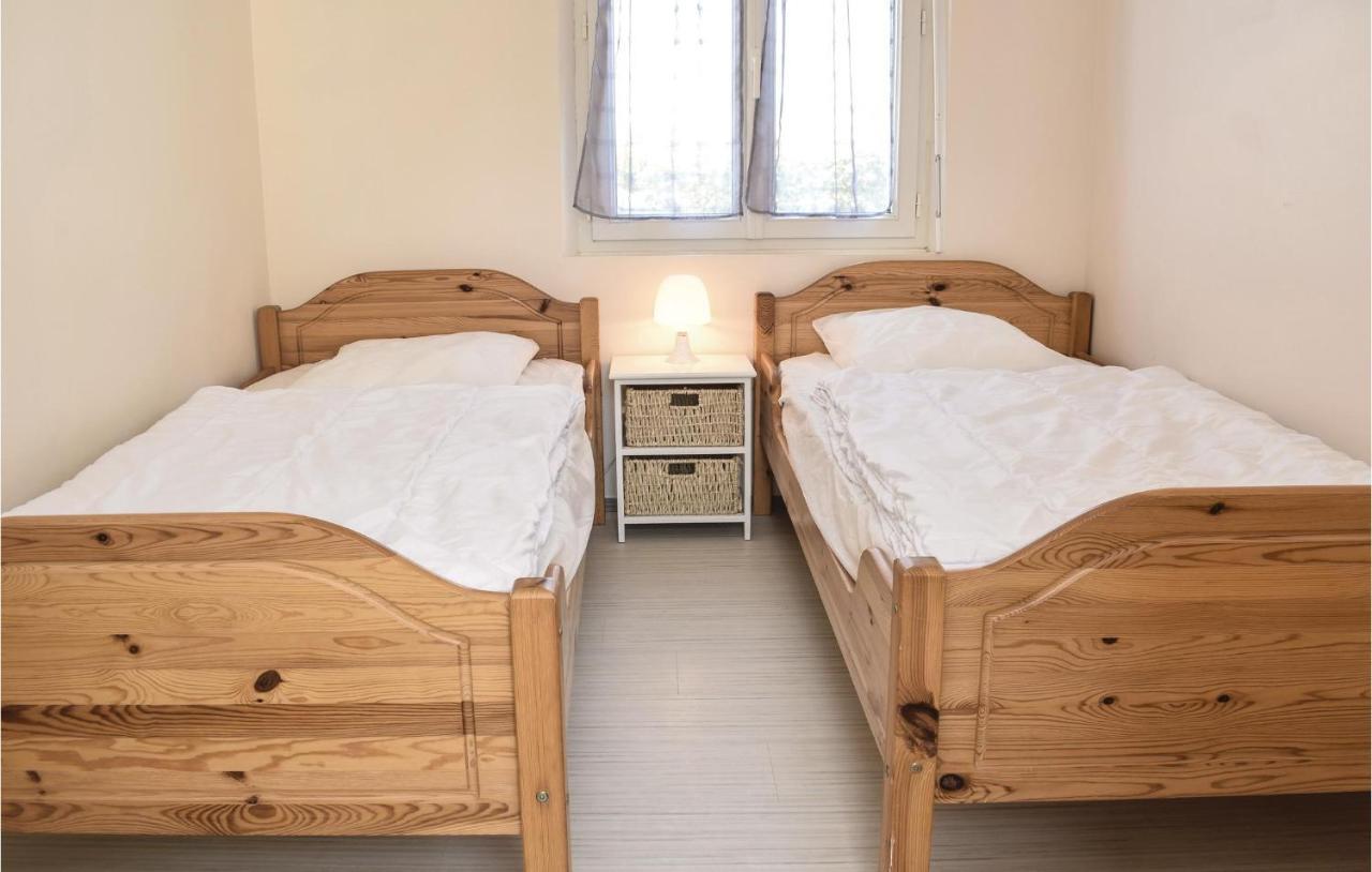 Stunning Home In St, Marcouf De Lisle With Wifi Saint-Marcouf Zewnętrze zdjęcie
